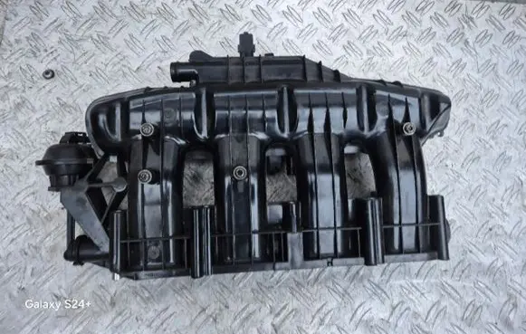 Seat Altea XL Intake manifold