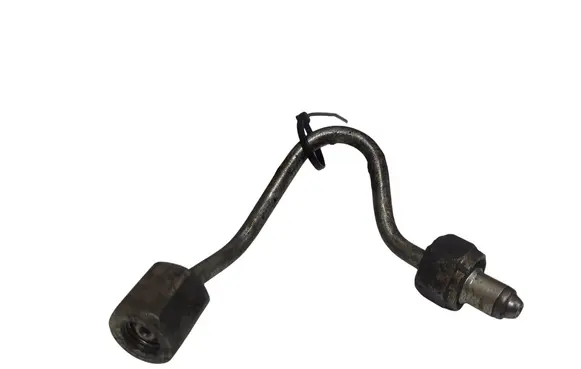 BMW 1 E81 E87 Fuel injector supply line/pipe 
