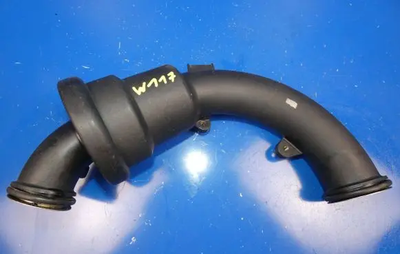 Mercedes-Benz CLA C117 X117 W117 Intercooler hose/pipe A6511400387 4012203C