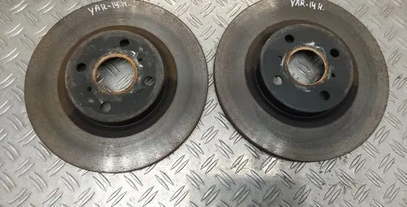 Toyota Yaris Front brake disc