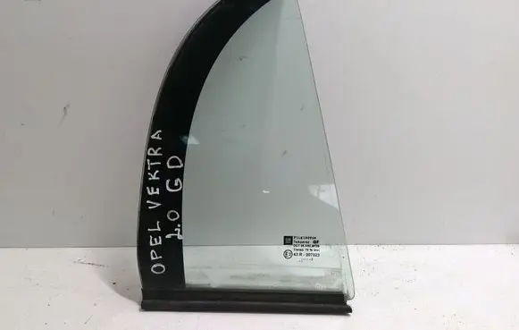 Opel Vectra C Rear vent window glass 