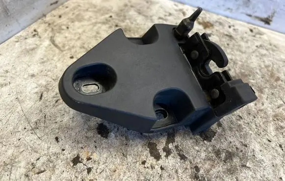 Renault Trafic II (X83) Loading door lock 