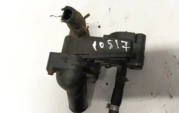 Engine coolant pipe/hose