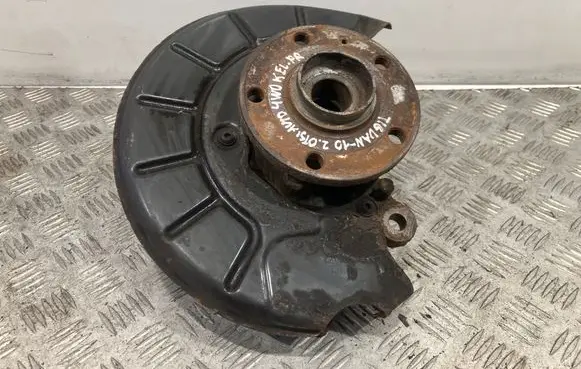 Volkswagen Tiguan Front wheel hub