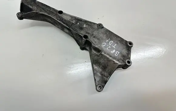 Audi A4 S4 B8 8K EGR valve cooler bracket 03L131159 A02460000