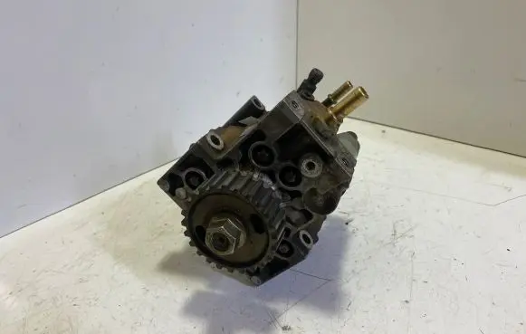 Peugeot 607 Fuel injection high pressure pump A2C20003757 5WS40157