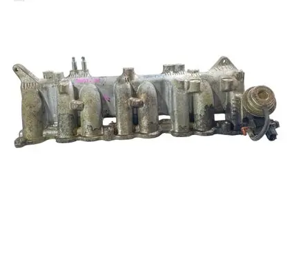 Toyota Hilux (AN10, AN20, AN30) Intake manifold