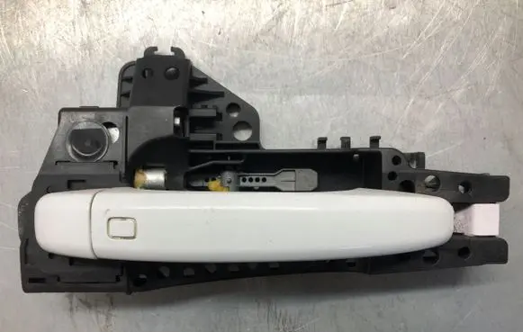 Audi A5 Sportback 8TA Loading door exterior handle/bracket 8T0887885B
