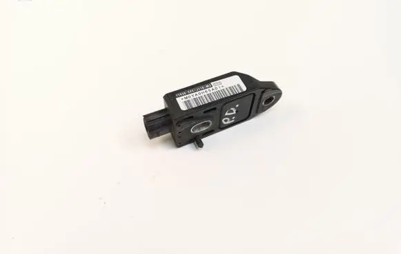 Honda FR-V Airbag deployment crash/impact sensor 77930SFEJ110M2