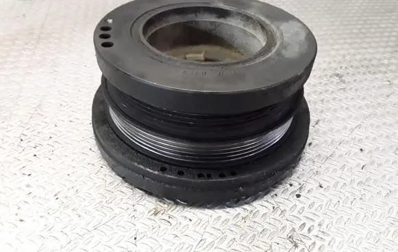 BMW 5 E39 Crankshaft pulley 11232247890