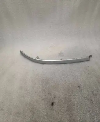 Under headlight/headlamp trim