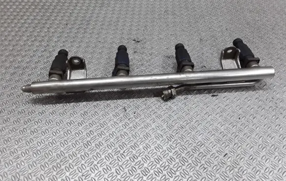 Audi A4 S4 B6 8E 8H Fuel injectors set 06B133317B