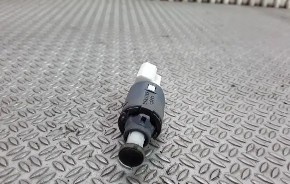 Clutch pedal sensor