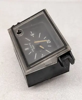 BMW 3 E21 Clock 62131365916