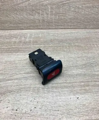 Nissan Sunny Hazard light switch NILES06012