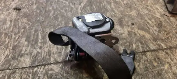 Volvo XC90 Third row seat belt 86267940