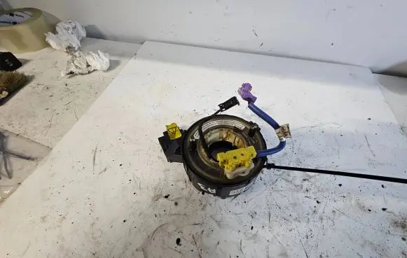 Audi A3 S3 8P Airbag slip ring squib (SRS ring) 616040