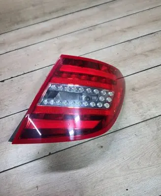 Mercedes-Benz C W204 Rear/tail lights 2048206564 F003091 999038103