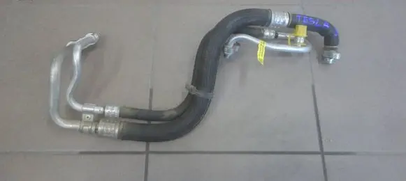Air conditioning (A/C) pipe/hose