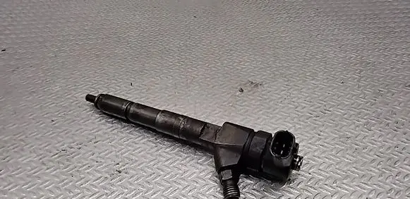 Alfa Romeo GT Fuel injector 0445110111