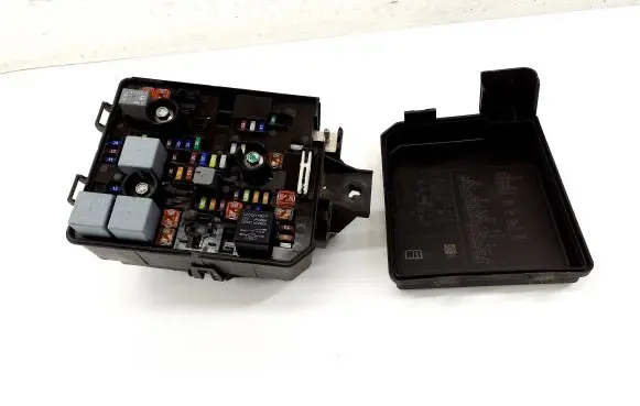 Opel Mokka Fuse box set 42397197 95941608