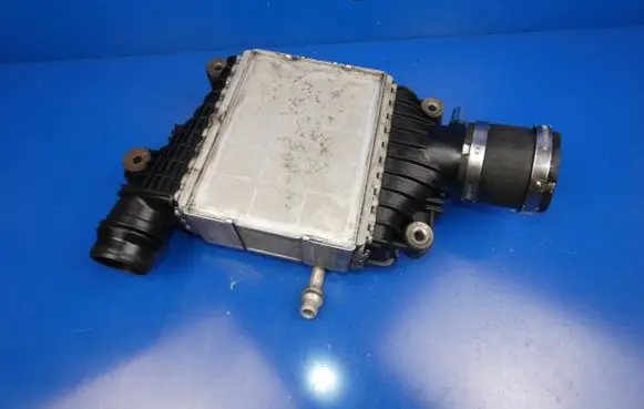 Jaguar F-Pace Intercooler radiator GX736K775AC