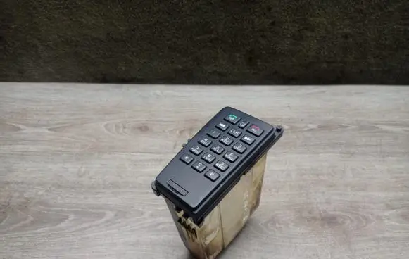 Volvo V70 Phone keyboard 30752243