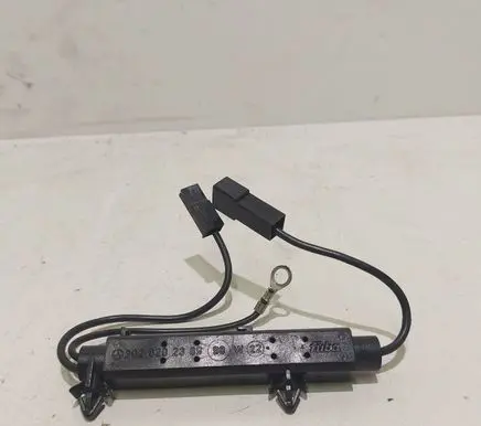 Mercedes-Benz C W202 Antenna control unit 2028202389