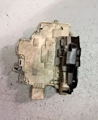 Audi A6 S6 C6 4F Front door lock 4F2837015