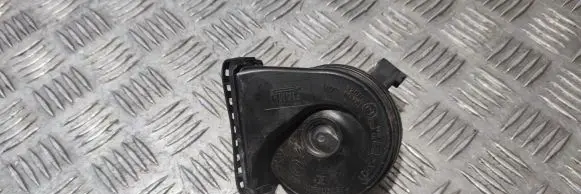 Volvo XC90 Horn signal A072657
