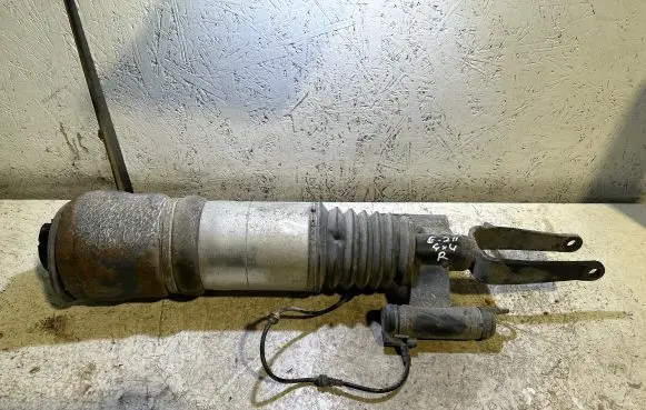 Mercedes-Benz E W211 Front shock absorber/damper