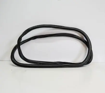 Audi A4 S4 B9 8W Rubber seal front coupe door 8W0831721B