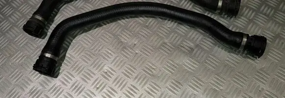 BMW 5 E60 E61 Engine coolant pipe/hose 7787449