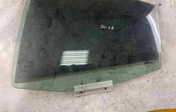 Volvo S60 Rear door window glass