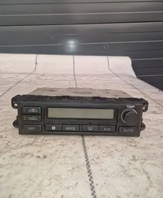 Nissan Navara D22 Climate control unit 27500vk210