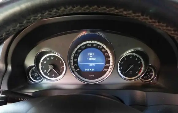 Mercedes-Benz E A207 Speedometer (instrument cluster) A2129009900 IMPRK885253