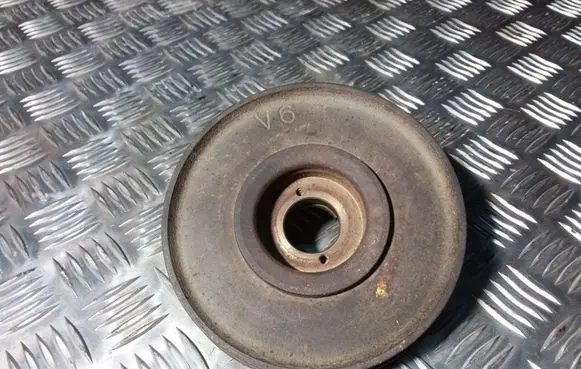Peugeot 406 Crankshaft pulley