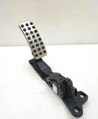 Mercedes-Benz GLE (W166 - C292) Accelerator throttle pedal A2923000100