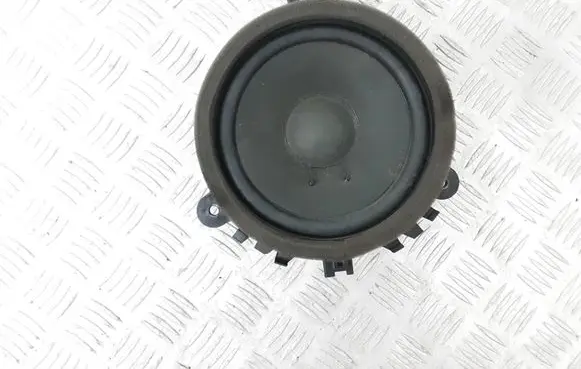 Volvo V70 Front door speaker 30657445
