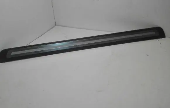 Audi A5 8T 8F Front sill trim cover 8T0853374