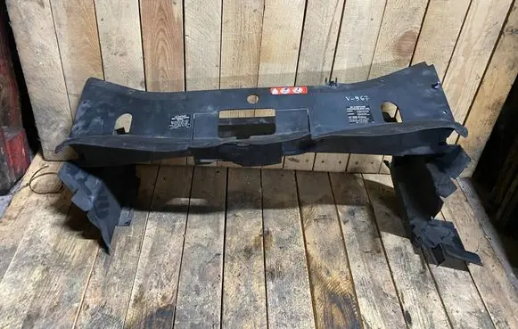 Mercedes-Benz A W169 Radiator support slam panel bracket A1698170220 1698170220