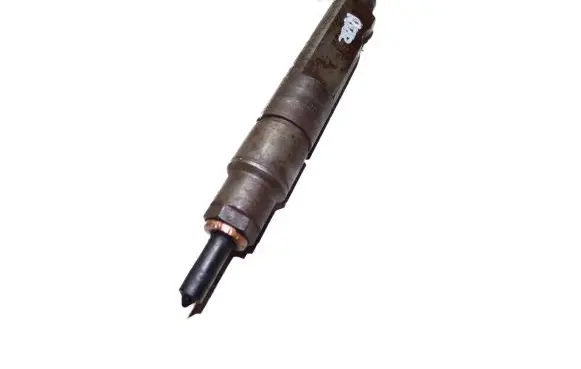 Audi A6 S6 C4 4A Fuel injector 046130201F
