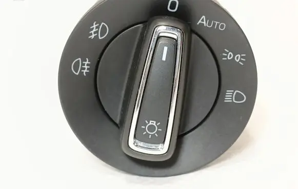 Skoda Superb B8 (3V) Light switch 3V0941431 23518 00001917