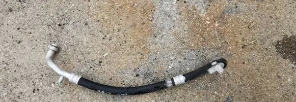 Air conditioning (A/C) pipe/hose