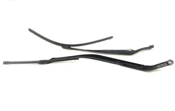 Maserati Ghibli Windshield/front glass wiper blade 670001642 670007562