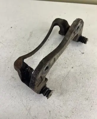 Hyundai Santa Fe Front Brake Caliper Pad/Carrier BC412035