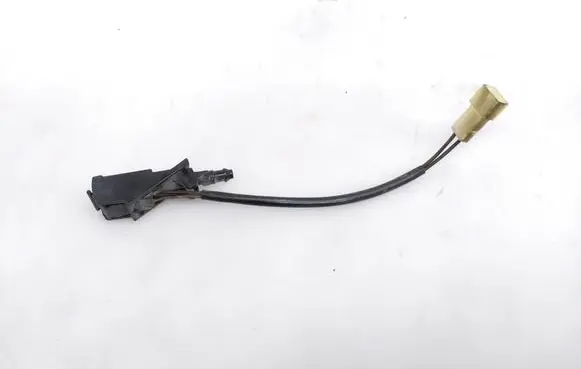 Windshield washer spray nozzle