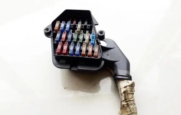 Audi A6 S6 C4 4A Fuse box set 4A1941824