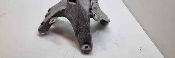 Audi A4 S4 B8 8K Engine mounting bracket 8K0199308BE