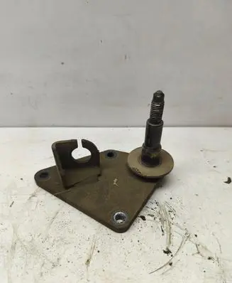 Peugeot 206 Gearbox mounting bracket 9634999880